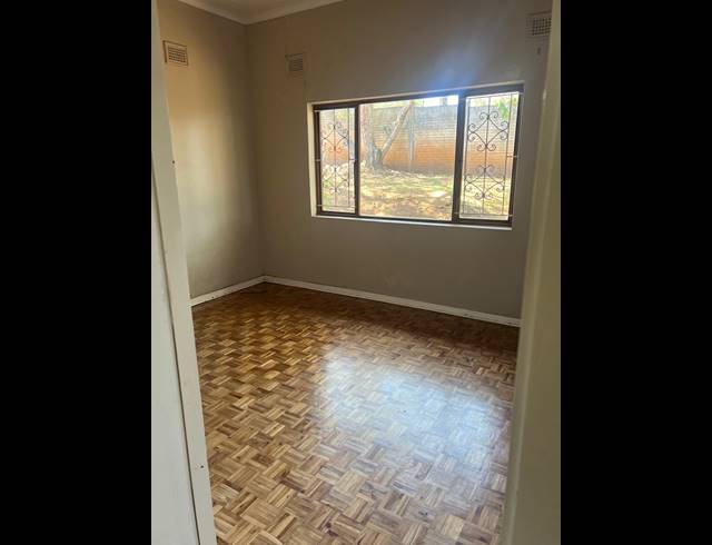 2 BEDROOM SIMPLEX TO LET IN WATERFALL